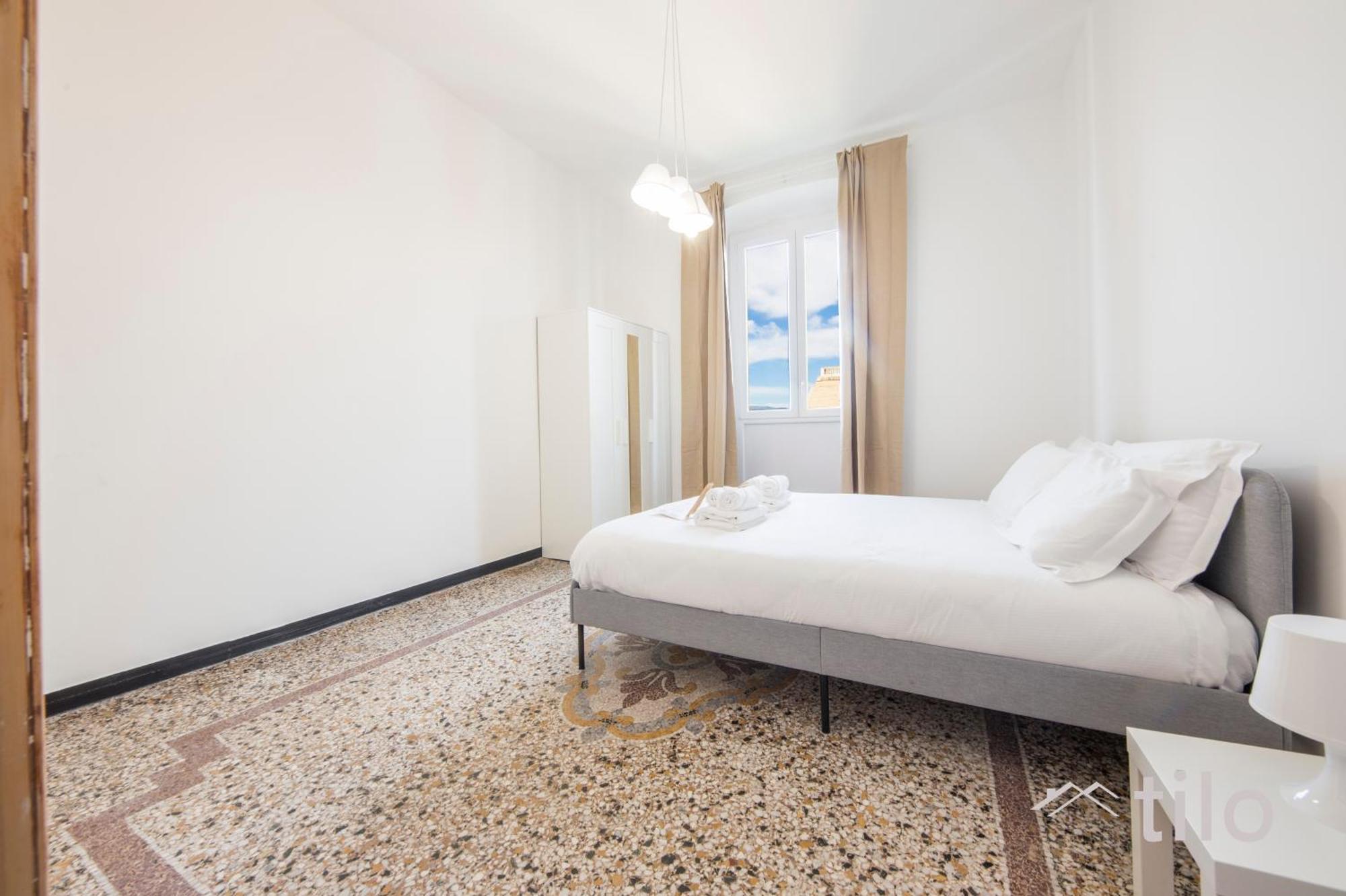 City Center, 2Br, Free Wifi & Netflix By Tilo Генуа Екстериор снимка