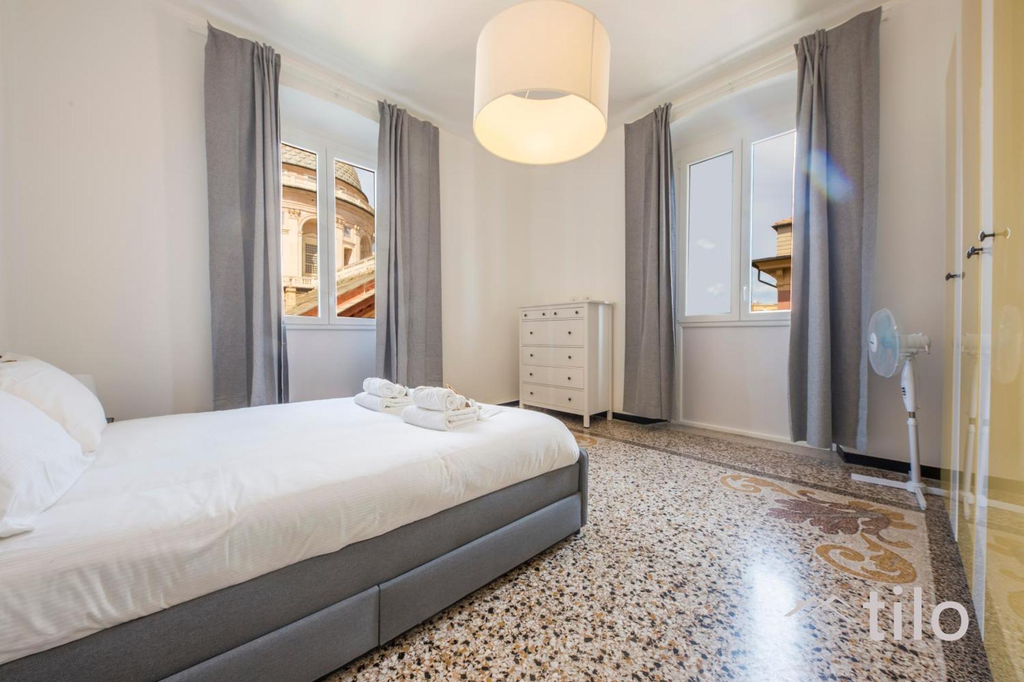 City Center, 2Br, Free Wifi & Netflix By Tilo Генуа Екстериор снимка